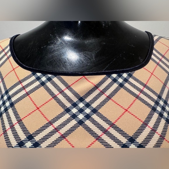 PRELOVED USED AUTHENTIC BURBERRY DRESS - Picture 6 of 7